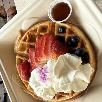 Aiwi Waffles - Berry medley - Waffles Near Me - Honolulu, Hawaii