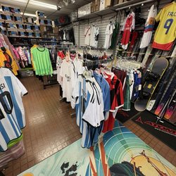 Goskand Sports Ski Shop - Apparel