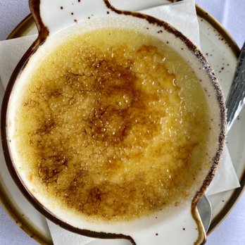 Blue Moon Bistro - Creme Brûlée - New American Near Me - Beaufort, North Carolina Blue Moon Bistro - Creme Brûlée - New American Near Me - Beaufort, North Carolina