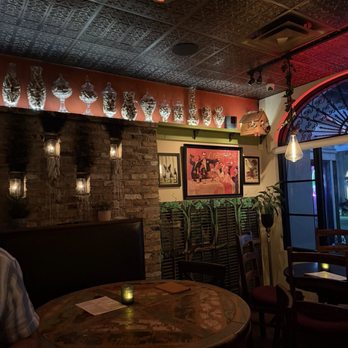 Vinos On Las Olas - Wine Bars Near Me - Fort Lauderdale, Florida Vinos On Las Olas - Wine Bars Near Me - Fort Lauderdale, Florida