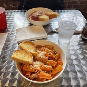 Valentino's - Spicy rigatoni - Italian Near Me - Fresno, California Valentino's - Spicy rigatoni - Italian Near Me - Fresno, California