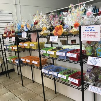 Maui Specialty Chocolates - They started off with chocolates and then started making their popular mochi. - Desserts Near Me - Kahului, Hawaii Maui Specialty Chocolates - They started off with chocolates and then started making their popular mochi. - Desserts Near Me - Kahului, Hawaii