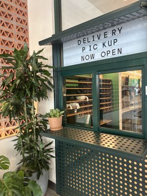 sweetgreen by null