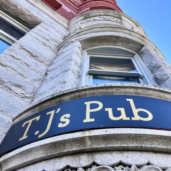Tjs Pub - TJ's Pub - New American Near Me - Manistee, Michigan