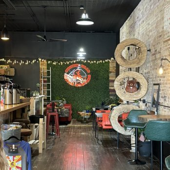 Chunky Bear Coffee Roasters - Atmosphere - Coffee & Tea Near Me - Cadillac, Michigan