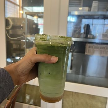 The Nitro Bar - matcha latte with caramelized banana flavoring - Coffee & Tea Near Me - Newport, Rhode Island The Nitro Bar - matcha latte with caramelized banana flavoring - Coffee & Tea Near Me - Newport, Rhode Island