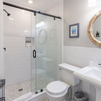 Paws on Pelham - Room 4 - Hotels Near Me - Newport, Rhode Island Paws on Pelham - Room 4 - Hotels Near Me - Newport, Rhode Island