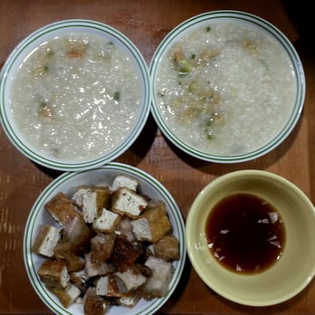 Lugawan sa Tejeros - Goto, Tokwa't Baboy, and soy sauce-vinegar dip. - Fast Food Near Me - Makati, NCR Lugawan sa Tejeros - Goto, Tokwa't Baboy, and soy sauce-vinegar dip. - Fast Food Near Me - Makati, NCR