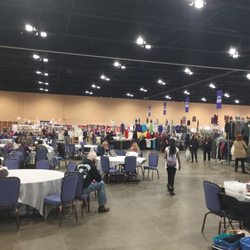 Transworld's Jewelry, Fashion, And Accessories Show
