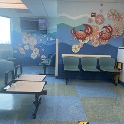 Pediatric Associates Miami Beach - Waiting area