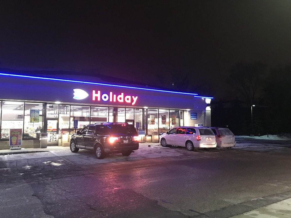 HOLIDAY BLOOMINGTON Updated September 2024 50 W 98th St