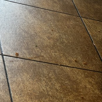 Jack in the Box - Dirty floors - Fast Food Near Me - Idaho Falls, Idaho