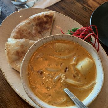 Ros Niyom Thai Restaurant - Thai Near Me - New York, New York