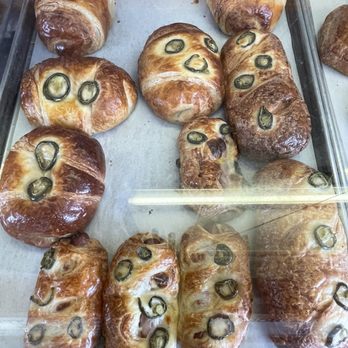 Oxnard Donuts - Bakeries Near Me - Oxnard, California