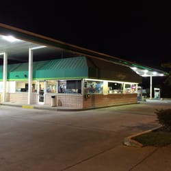 BP Gas Station - At nite outside