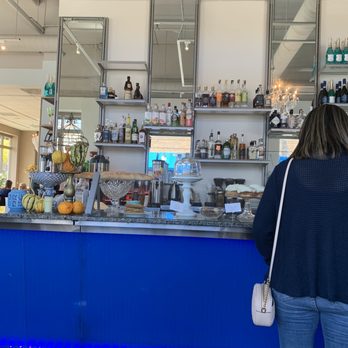 CoCo & Blu - Bar area - Cocktail Bars Near Me - Arlington Heights, Illinois