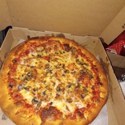 Sorrento's Pizza - The best pizza combo.. bacon, mushrooms and garlic. Mmmmmmmm