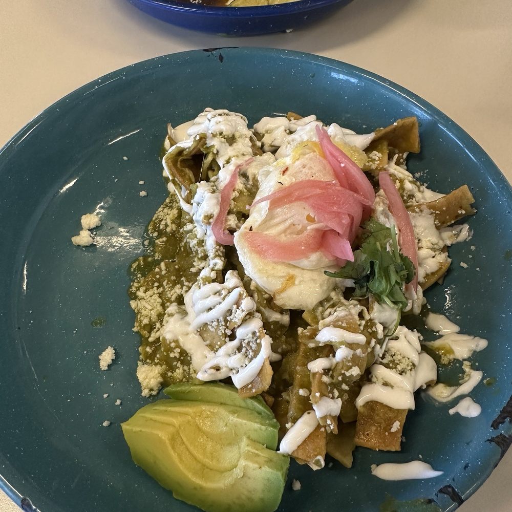 Buen Dia - verde chilaquiles - Mexican Near Me - El Paso, Texas