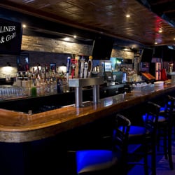 Headliner Bar & Grill