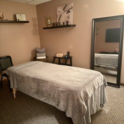 Stillpoint Myofascial Release & Therapeutic Massage LLC - Diana's Massage Studio