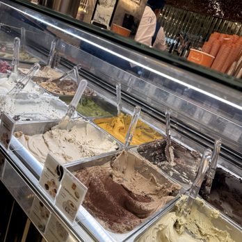 Venchi - Gelato flavors - Chocolatiers & Shops Near Me - Costa Mesa, California Venchi - Gelato flavors - Chocolatiers & Shops Near Me - Costa Mesa, California