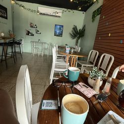 Tajadas Coffee Bar - Inside