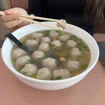 King Noodle - #19 Beef Ball Soup - Chinese Near Me - Fremont, California
