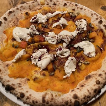 NineOfive - Pizza Near Me - Dusseldorf, NW