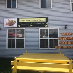 Valley Gourmet Samosa Factory - Front of building