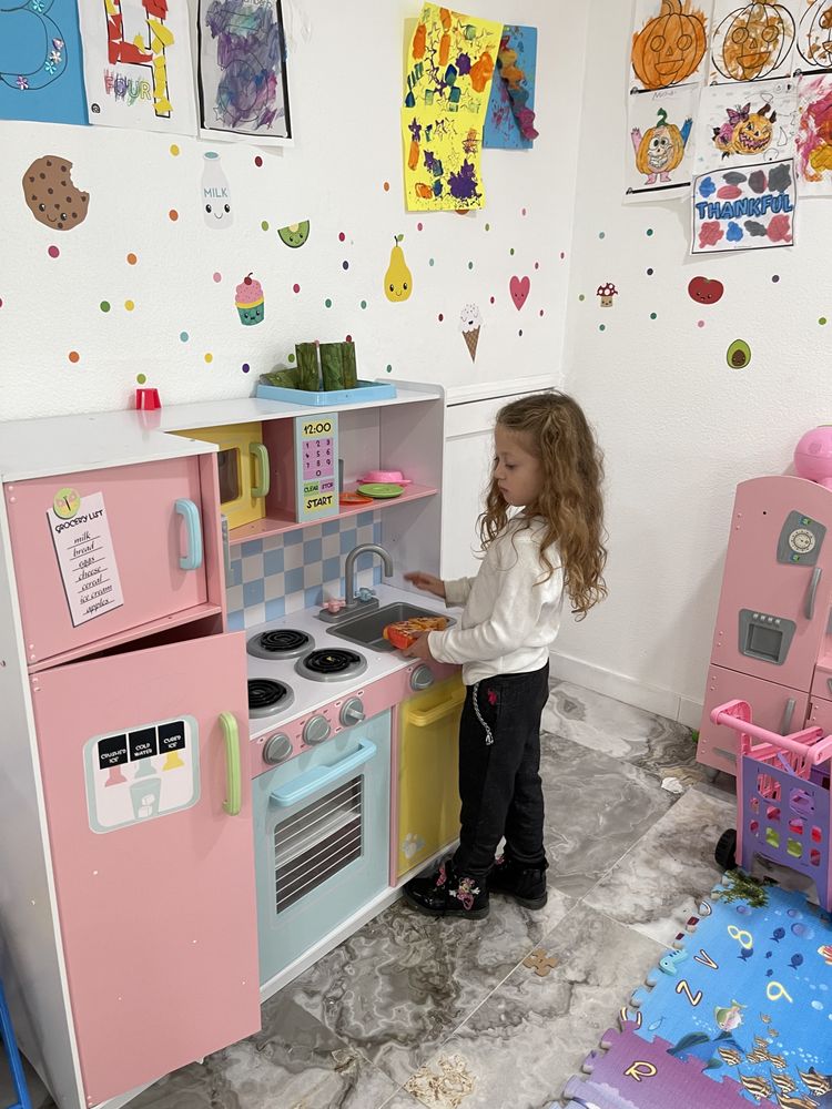 Nana Child Care - childcare center in Pomona, CA