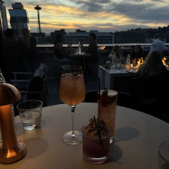 Altitude Sky Lounge - Drinks - Lounges Near Me - Seattle, Washington