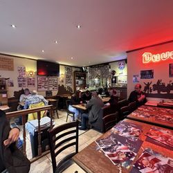 Le Nut's - Inside