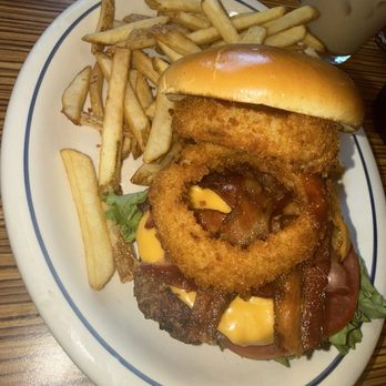 IHOP - Cowboy bbq burger - Breakfast & Brunch Near Me - Alexandria, Virginia