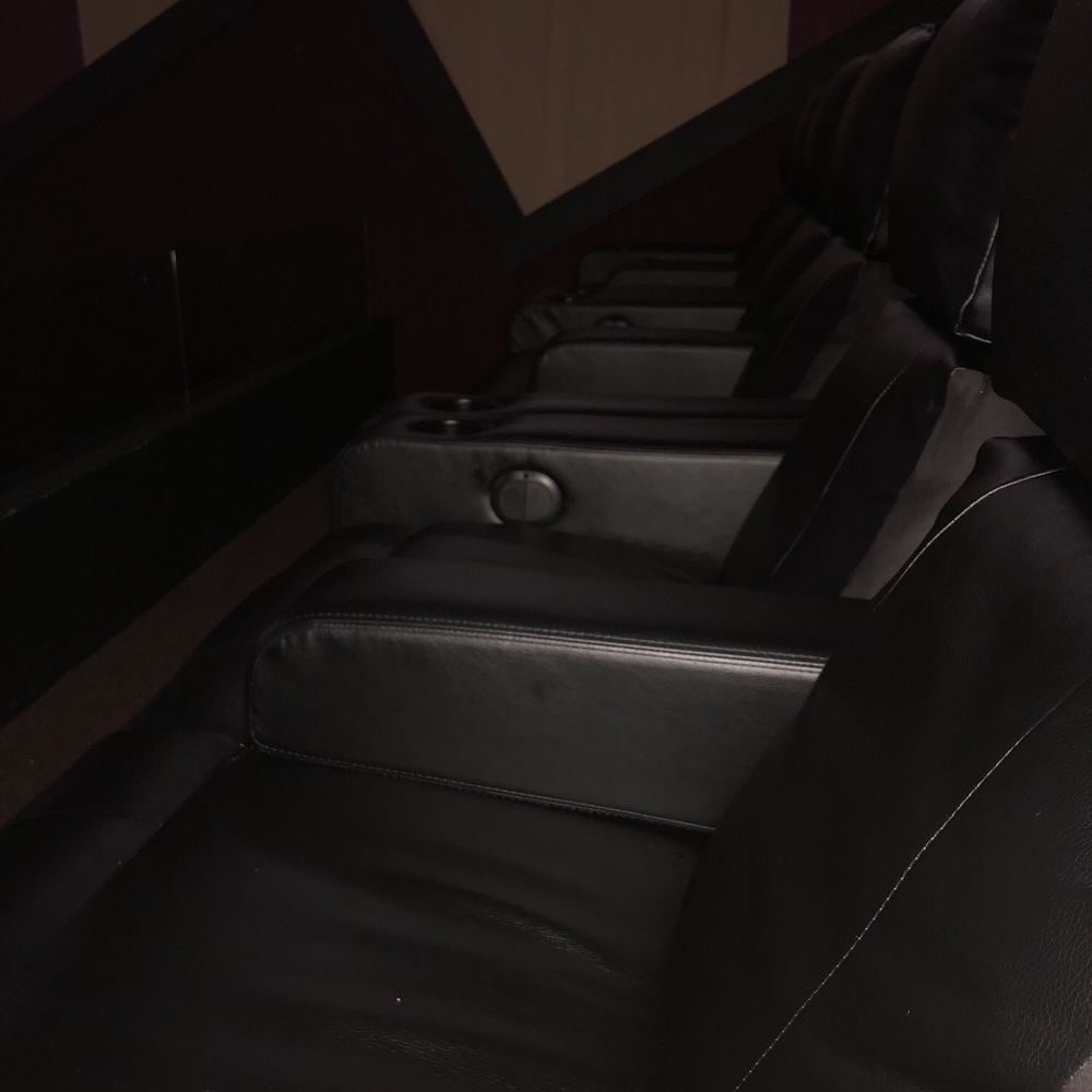 New recliners! New recliners!