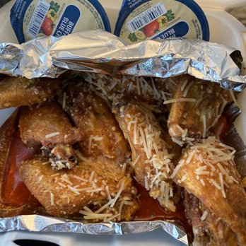 Macy's Place - Hot Parm wings - Pizza Near Me - Buffalo, New York Macy's Place - Hot Parm wings - Pizza Near Me - Buffalo, New York