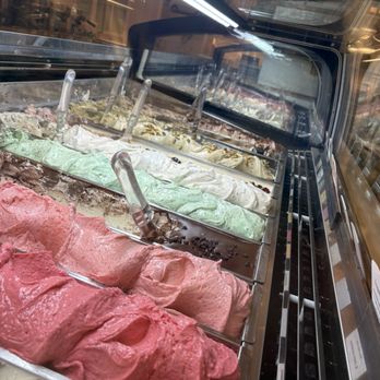 Bacio di Latte - Gelato Near Me - Marina del Rey, California