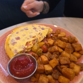 Wyn Wyn - Omelet - Peruvian Near Me - Miami, Florida Wyn Wyn - Omelet - Peruvian Near Me - Miami, Florida