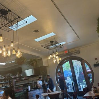 Eggy’s Neighborhood Kitchen - Inside - Breakfast & Brunch Near Me - Berkeley, California Eggy’s Neighborhood Kitchen - Inside - Breakfast & Brunch Near Me - Berkeley, California