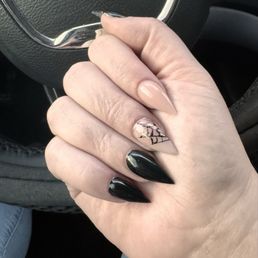 Nails by Luna Nails by Luna