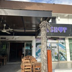 Chila Y Quil - Outside restaurant
