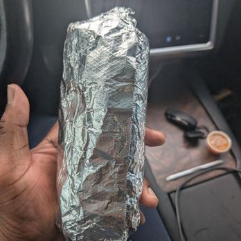 Tacos 3 Hermanos - Bacon Breakfast Burrito - Food Trucks Near Me - Aurora, Colorado