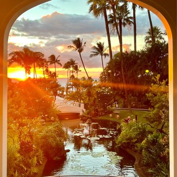 Fairmont Kea Lani - Lobby View - Resorts Near Me - Wailea, Hawaii