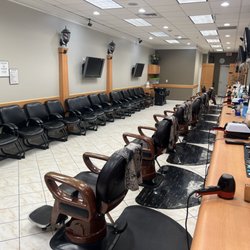 Dulles Barber Shop - From the front!