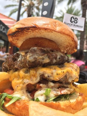 Clutch Burger by null