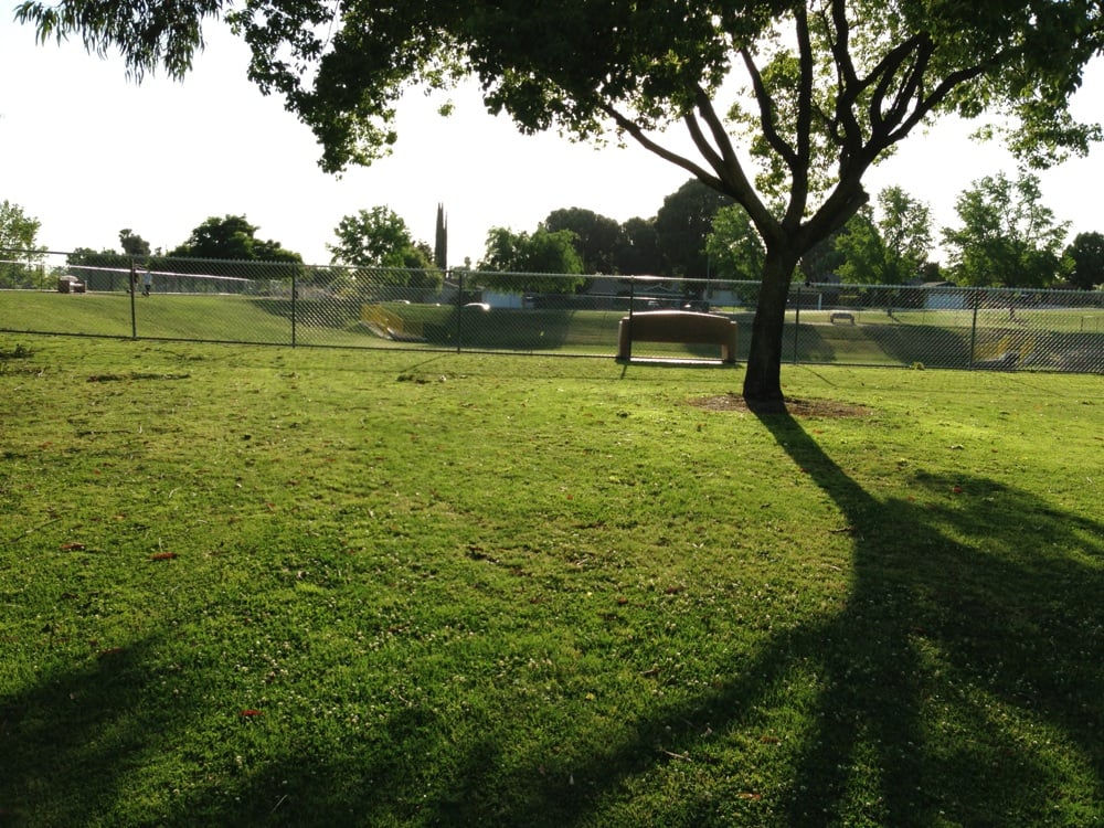 UNIVERSITY PARK & DOG PARK Updated September 2024 4404 Brewer Ave