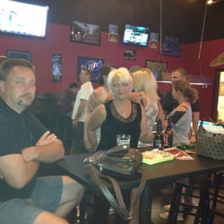 Top 10 Sports Bar - Had a great time! Fun crowd.