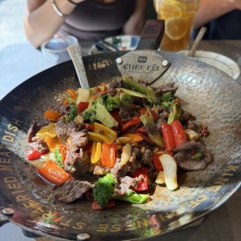 Chef Fei - Stir fry beef with peppers - Chinese Near Me - San Diego, California Chef Fei - Stir fry beef with peppers - Chinese Near Me - San Diego, California