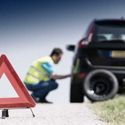 Earl's Mechanic & Tire - Road Side Assistance