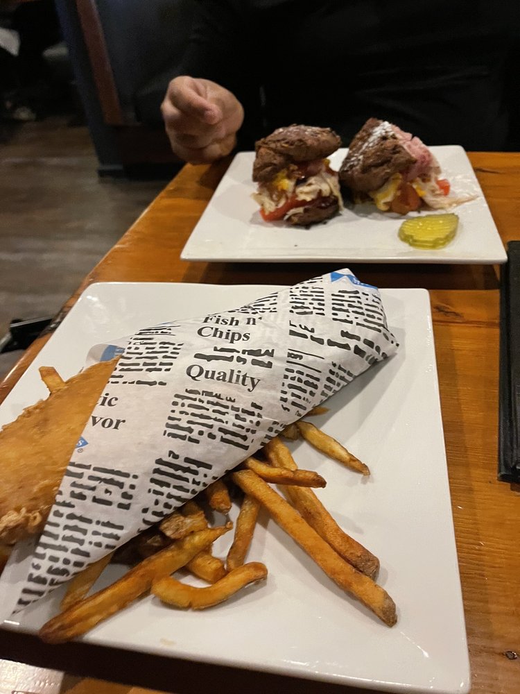 TOM FOOLERY’S RESTAURANT & BAR 96 Photos & 139 Reviews 714 Ash Blvd