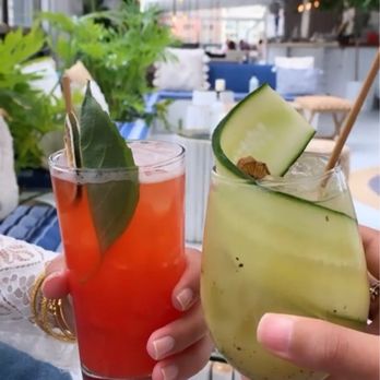 Sandbar Rooftop - Cocktail Bars Near Me - New York, New York